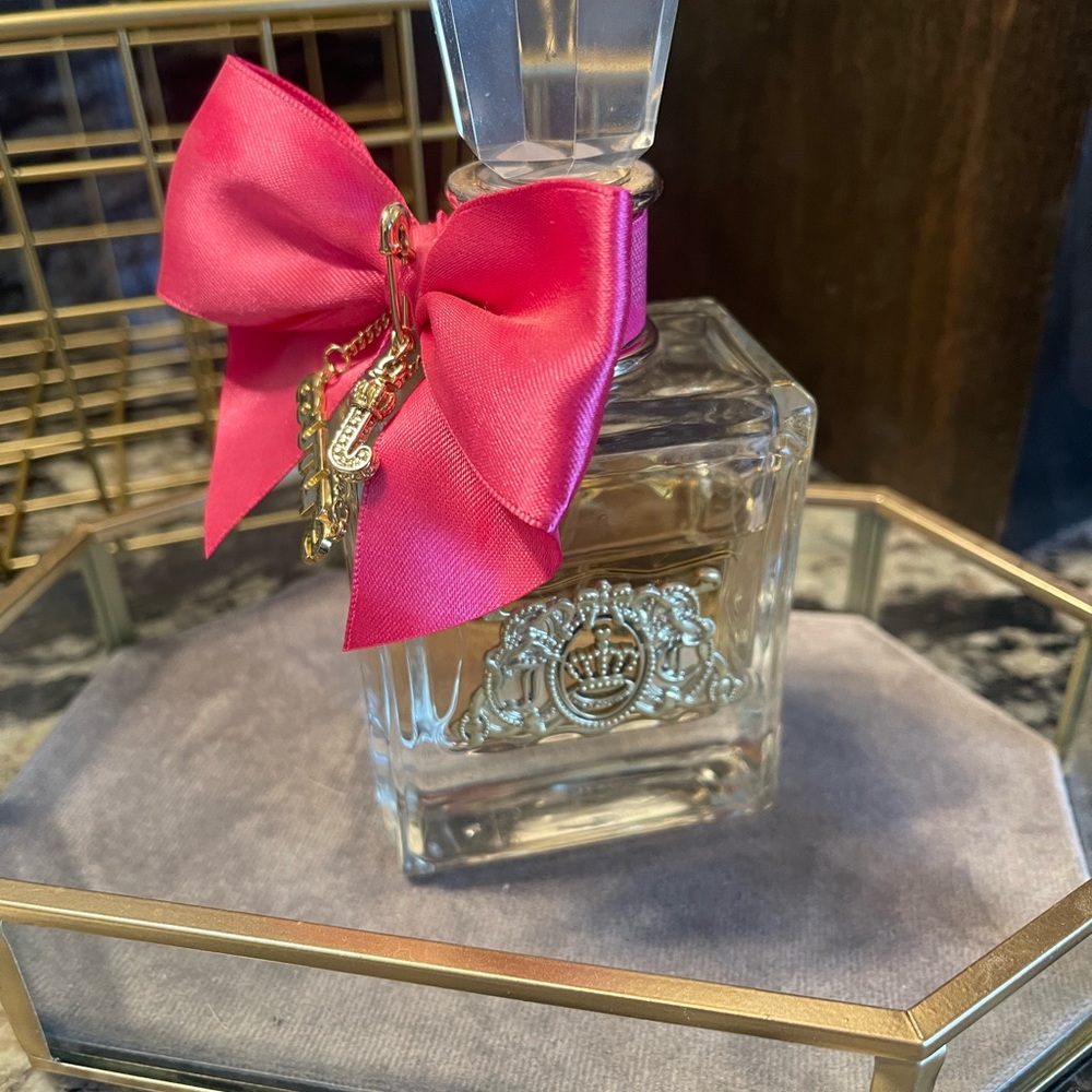 Viva La Juicy used perfume 3.4 oz bottle